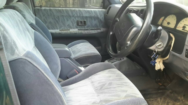 สปอตไลน์เน้อปี42 เครื่องเปลี่ยนเป็นเครื่องJ เกียร์ออโต้ ทะเบียนขาดปี57 สภาพสวย