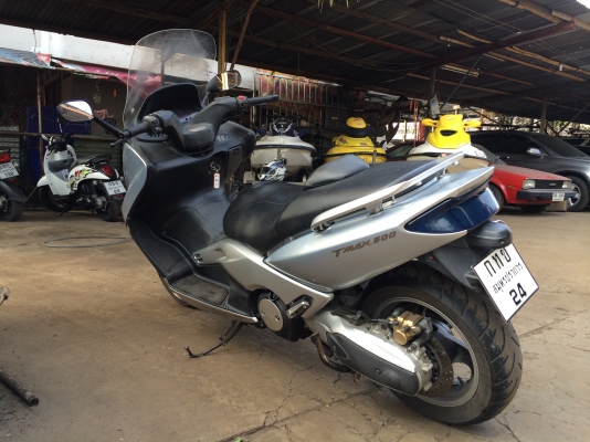 ํYamaha T-max500 อินวอยซ์ สภาพดีครับ ํYamaha T-max500 อินวอยซ์ สภาพดีครับ