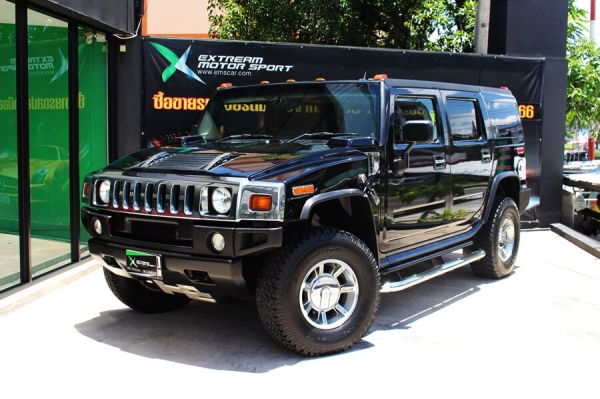 ขาย Hummer H2 ปี2005 จด 2012 สีดำเดิม (หายากมาก) ตัวท็อปสุด มีซันรูฟ เครื่องเสียง boss จอ 4 จอ เบาะ 3 แถว ตัวแขวนยางอะไหล่หลัง ชุดแต่งรอบคันตัวนอก สภาพสวยพร้อมลุย ราคาพิเศษสุด 4,190,000 บาท . ✔️ฟรี เคลือบสีรถด้วย Glass Coating (เคลือบแก้ว) . ✔️ฟรี ตรวจเช็
