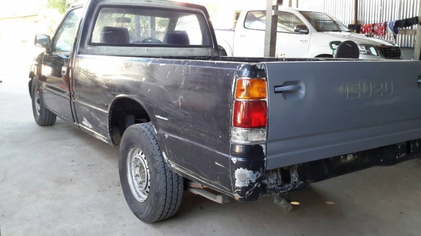 ขายรถอิซูซุTFR เครื่องดี ครัชชีสวย แอร์เย็นขายตามสภาพ