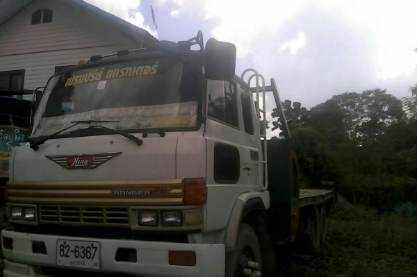 ขายราคา 455,000บ สิบล้อเทนเลอร์ ฮีโน่ KT925-HO7C185เพาเดียว เพาเวอร์ ทิฟฟี ท้ายลากแม็คโค สภาพพร้อมใช้ ทะเบียนพร้อมโอน ขายราคา 455,000บ สิบล้อเทนเลอร์ ฮีโน่ KT925-HO7C185เพาเดียว เพาเวอร์ ทิฟฟี ท้ายลากแม็คโค สภาพพร้อมใช้ ทะเบียนพร้อมโอน