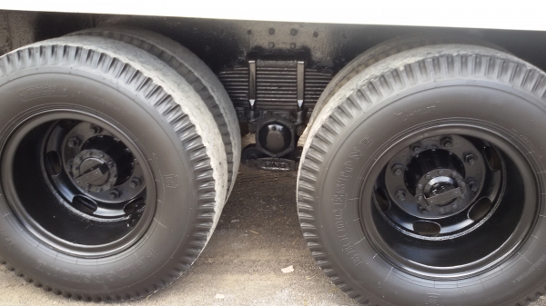 ขายรถ 10 ล้อ FL. 1M. 220แรง เพลาเดียว รถห้างแท้ เครื่องดีคัชชีได้ เอาใช้งานได้เลยไฟแนนจัดได้ 500000บาท