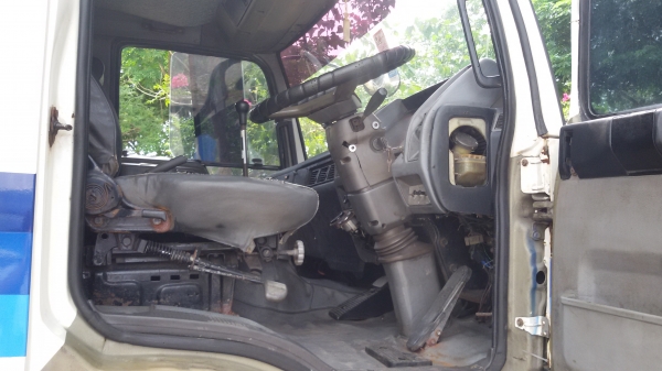 ขายรถ 10 ล้อ FL. 1M. 220แรง เพลาเดียว รถห้างแท้ เครื่องดีคัชชีได้ เอาใช้งานได้เลยไฟแนนจัดได้ 500000บาท