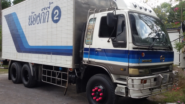 ขายรถ 10 ล้อ FL. 1M. 220แรง เพลาเดียว รถห้างแท้ เครื่องดีคัชชีได้ เอาใช้งานได้เลยไฟแนนจัดได้ 500000บาท