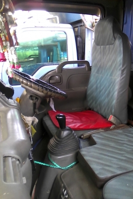 ขายด่วน รถ isuzu nkr ปี46 120ฝาดำ