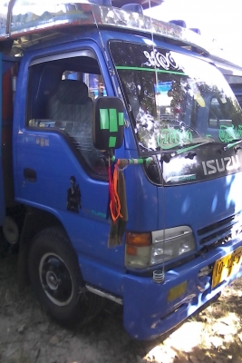 ขายด่วน รถ isuzu nkr ปี46 120ฝาดำ