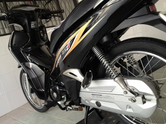 Wave125i โฉมล่าสุด ลายใหม่ สต๊าดมือ วิ่ง6000 ปี58 (ของแถม 4 รายการ)
