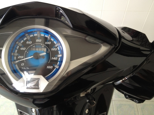 Wave125i โฉมล่าสุด ลายใหม่ สต๊าดมือ วิ่ง6000 ปี58 (ของแถม 4 รายการ)