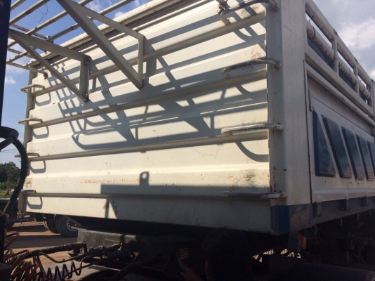 หางเซมิดั้ม ยาง8.50 ม2คาน อู่ สามมิตร สภาพพร้อมใช้งานiราคา330000