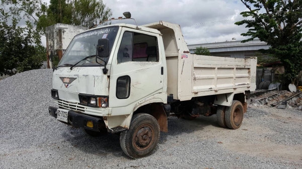 ขาย 6 ล้อดั้ม KM300 วางหัว FB เครื่อง DQ100 คัสซีสวยตลอดเส้น ทะเบียนพร้อมโอน ราคาต่อรองได้ครับ