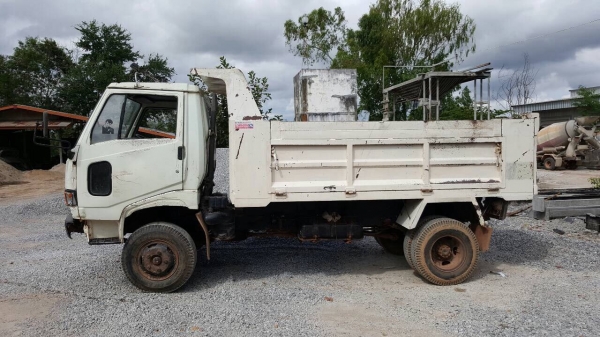 ขาย 6 ล้อดั้ม KM300 วางหัว FB เครื่อง DQ100 คัสซีสวยตลอดเส้น ทะเบียนพร้อมโอน ราคาต่อรองได้ครับ ขาย 6 ล้อดั้ม KM300 วางหัว FB เครื่อง DQ100 คัสซีสวยตลอดเส้น ทะเบียนพร้อมโอน ราคาต่อรองได้ครับ