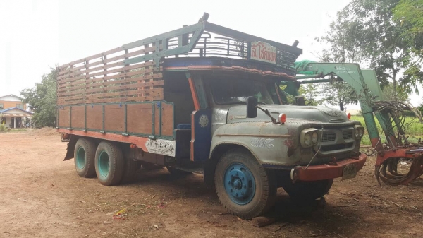 ขาย 10 ล้อ หัวยาว 2 เพลา ช่วงล่างใหญ่ FUSO เครื่อง EH700 168 แรงม้า คัสซีสวยตลอดเส้น สโลว์เกียร์กลาง ทะเบียนพร้อมโอนครับ