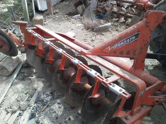 ขาย แทรกเตอร์ KUBOTA M6040 สภาพพร้อมใช้งาน