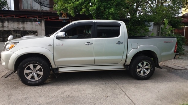 ขายโตโยต้า วีโก้ พรีรันเนอร์4ประตู3000cc