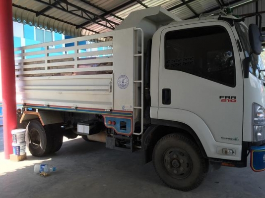 FRR 210 แรง  ปี 2013  /ปี56  ใช้งาน แค่  13,000 กม.  ราคา 1,100,000  บาท