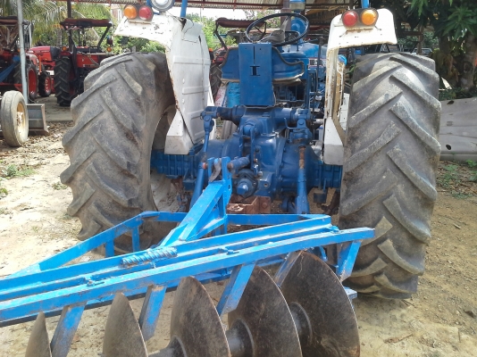 ขาย แทรกเตอร์ FORD 77