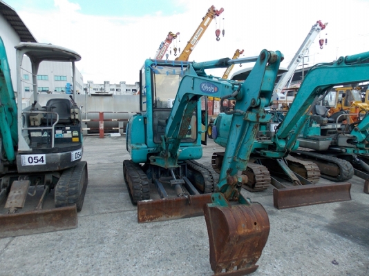 ขายรถขุด KUBOTA รุ่น K022 มีหัวเก๋ง เก่านอก สีตามสภาพ ขายรถขุด KUBOTA รุ่น K022 มีหัวเก๋ง เก่านอก สีตามสภาพ