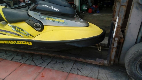 SEA DOO 951 เรือพร้อมขับ