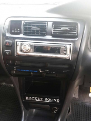 สามห่วง มือเดียวป้ายแดง