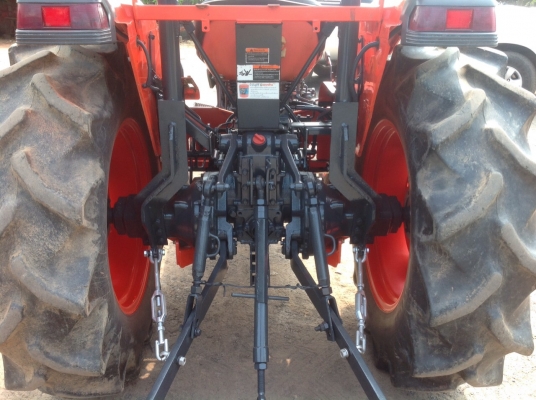 แทรกเตอร์คูโบต้า 4508 สภาพดีพร้อมใช้งาน มีผานดันหน้า และ โรตารี่