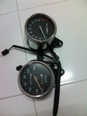 เรือนไมล์กับชุดวัดรอบ ราคา 700 บาทโครเมียมแท้ พร้อมส่ง