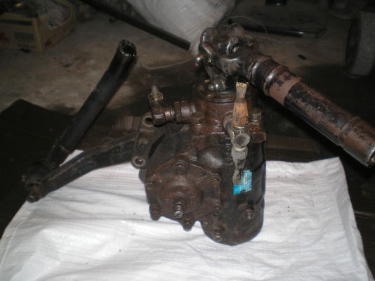 ขายกระปุกพวงมาลัย  fuso