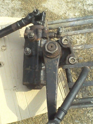 ขายกระปุกพวงมาลัย  fuso