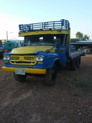 กะบรรทุกท้ายลาก10ล้อEH700