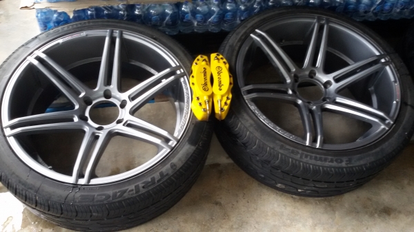 ขายล้อรถ. ขอบ 22  สภาพสวย. 6 รู