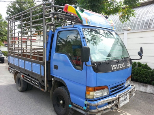 ขาย6ล้อเล็ก NKR69E เครื่อง 4BE1. 110แรง สวยพร้อมใช้