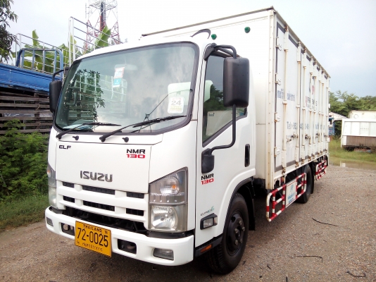 6 ล้อกลาง *ตู้ 10บาน*  *Euro.3*  ISUZU  NMR  130 แรงม้า *คอมมอนเรว*  รถสวยจริง+พร้อมใช้งาน* รถห้างแท้ * มีเล่มพร้อมโอน*
