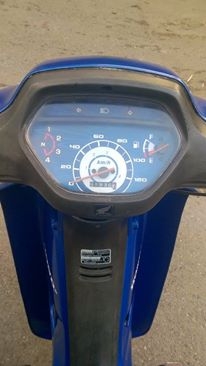 ขายลูกเดียว wave100s ปี2548 ราคาบ้านๆ มีเล่มเอกสารครบ