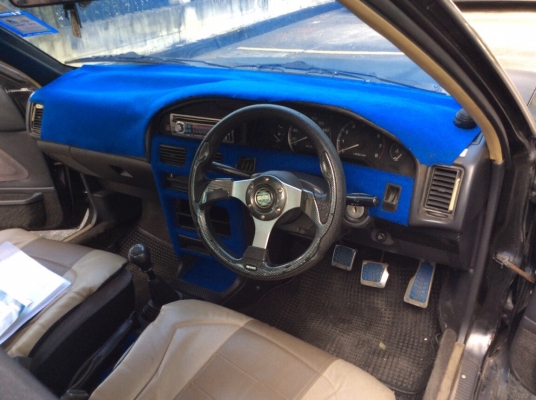 ขายรถโตโยต้า โคโลล่า ปี91 เครื่องสามห่วงหัวฉีด 1.3 เกียร์ธรรมดา ติดแก๊สLPG เพาเวอร์ ภายในสวยเดิมๆแอร์พร้อม วิทยุCD ตัวถังเดิมสีใช้ได้ไม่ผุ แม็ก15" เครื่องดี ช่วงล่างแน่นเลยครับ ขับดีเลยพร้อมใช้งานครับ ขายด่วนน