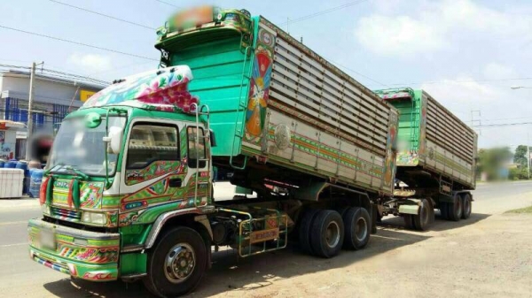 ขายดาวน์ครับ พ่วงแม่ลูก อีซูซุ เดก้า พร้อมใช้ครับ