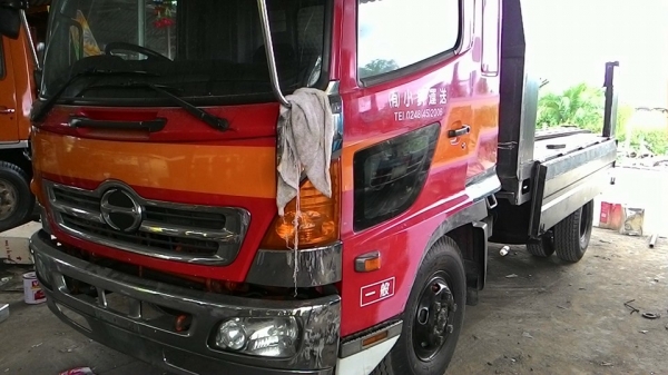 ขาย HINO  MEGA  ทะเบียนมาสดๆร้อนๆครับรถยังไม่เคยใช้ในไทยครับ