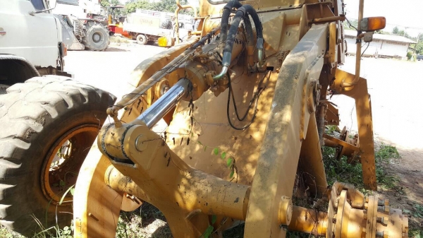 ขายรถตักเอวอ่อนตามสภาพ ดิสเบรคหน้า-หลัง เอกสารใบอินวอยซ์ ไม่มีบุ้งกี๋กับปั้มดีเซล เครื่อง เกียร์ ปั้มอยู่ครบครับ ราคาต่อรองได้ ขายรถตักเอวอ่อนตามสภาพ ดิสเบรคหน้า-หลัง เอกสารใบอินวอยซ์ ไม่มีบุ้งกี๋กับปั้มดีเซล เครื่อง เกียร์ ปั้มอยู่ครบครับ ราคาต่อรองได้