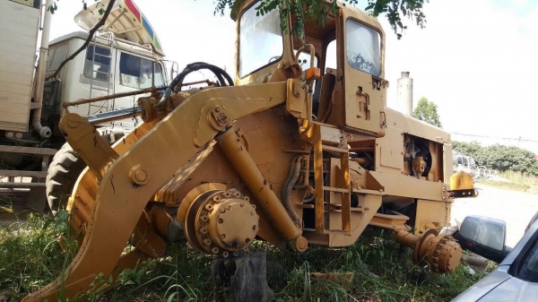 ขายรถตักเอวอ่อนตามสภาพ ดิสเบรคหน้า-หลัง เอกสารใบอินวอยซ์ ไม่มีบุ้งกี๋กับปั้มดีเซล เครื่อง เกียร์ ปั้มอยู่ครบครับ ราคาต่อรองได้ ขายรถตักเอวอ่อนตามสภาพ ดิสเบรคหน้า-หลัง เอกสารใบอินวอยซ์ ไม่มีบุ้งกี๋กับปั้มดีเซล เครื่อง เกียร์ ปั้มอยู่ครบครับ ราคาต่อรองได้