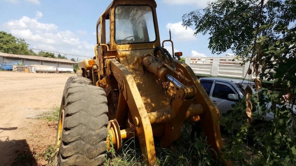 ขายรถตักเอวอ่อนตามสภาพ ดิสเบรคหน้า-หลัง เอกสารใบอินวอยซ์ ไม่มีบุ้งกี๋กับปั้มดีเซล เครื่อง เกียร์ ปั้มอยู่ครบครับ ราคาต่อรองได้ ขายรถตักเอวอ่อนตามสภาพ ดิสเบรคหน้า-หลัง เอกสารใบอินวอยซ์ ไม่มีบุ้งกี๋กับปั้มดีเซล เครื่อง เกียร์ ปั้มอยู่ครบครับ ราคาต่อรองได้