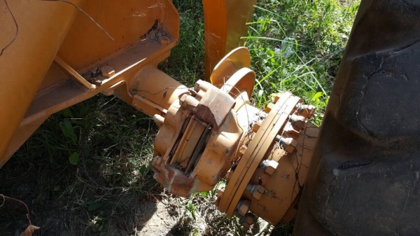 ขายรถตักเอวอ่อนตามสภาพ ดิสเบรคหน้า-หลัง เอกสารใบอินวอยซ์ ไม่มีบุ้งกี๋กับปั้มดีเซล เครื่อง เกียร์ ปั้มอยู่ครบครับ ราคาต่อรองได้ ขายรถตักเอวอ่อนตามสภาพ ดิสเบรคหน้า-หลัง เอกสารใบอินวอยซ์ ไม่มีบุ้งกี๋กับปั้มดีเซล เครื่อง เกียร์ ปั้มอยู่ครบครับ ราคาต่อรองได้