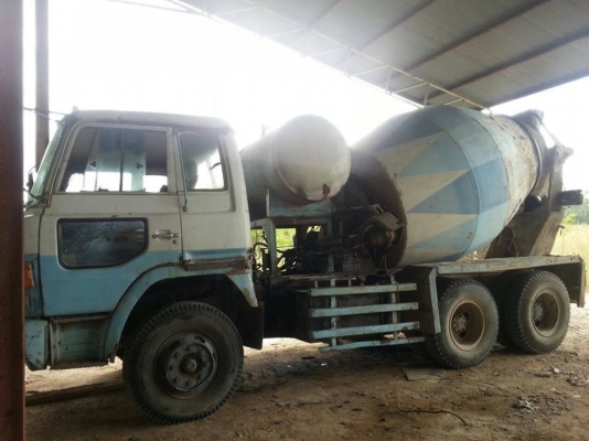 10ล้อ2เพลา HINO ZM 260HP รถโม่ปูน โม่โซ่6คิว **ขาย รถบรรทุกโม่ปูน 10ล้อ HINO ZM-260แรง 2เพลา โม่โซ่6คิว สภาพเดิม โม่ใช้งานปกติ พร้อมใช้งาน HINO ZM303 EK100-260แรง เครื่องเดิม เกียร์เดิม เครื่อง ดี แน่น แรงดีครับ เกียร์ดี ไม่หลุด ช่วง