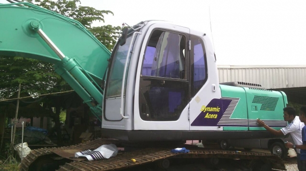 ขายรถแบคโฮYN10ชุปเปอรเล่มทะเบืยนรถทำงานได้5594ชั้วโมง