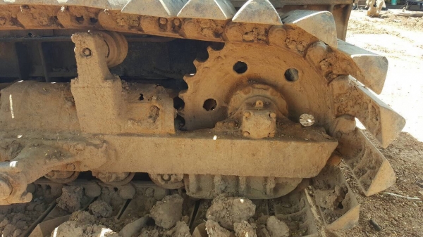 ขายแทรคเตอร์ KOMATSU D50P ตีนเป็ด สภาพพร้อมใช้งาน เครื่องดี ช่วงล่างแน่น เอกสารใบซื้อขายครับ