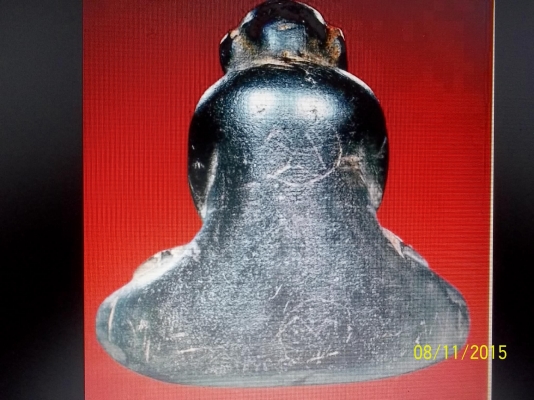 ขอนอกประเด็นครับ เช่าพระปิดตาเนื่้อผงคลุกรัก พิมพ์ลอยองค์