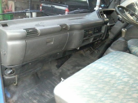 ขายรถ6ล้อISUZU หัวการ์ตูน 130แรงโทโบ กระบะคาร์โก้ยาว5เมตร ขายรถ6ล้อISUZU หัวการ์ตูน 130แรงโทโบ กระบะคาร์โก้ยาว5เมตร