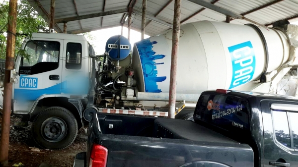 Isuzu deca 270 รถสิบล้อโม่ปูน