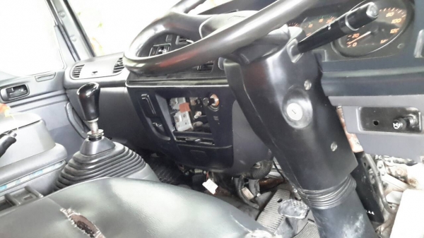 Isuzu deca 270 รถสิบล้อโม่ปูน