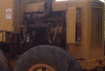 เกรดเดอร์ KOMATSU GD37 (เท่าCAT120-G) เอวแข็ง ใบ12ฟุต ไม่มีเล่ม ** ขาย KOMATSU GD37-5H รถเกรดเดอร์ เอวแข็งมีด12ฟุต เทียบเท่า CAT120-G สภาพดี ราคาเบาๆ MOTOR GRADER KOMATSU GD37-5H เอวแข็ง ใบมีด12ฟุต ขนาดเทียบเท่า CAT120-G ครับ เครื่อง เกรดเดอร์ KOMATSU GD37 (เท่าCAT120-G) เอวแข็ง ใบ12ฟุต ไม่มีเล่ม ** ขาย KOMATSU GD37-5H รถเกรดเดอร์ เอวแข็งมีด12ฟุต เทียบเท่า CAT120-G สภาพดี ราคาเบาๆ MOTOR GRADER KOMATSU GD37-5H เอวแข็ง ใบมีด12ฟุต ขนาดเทียบเท่า CAT120-G ครับ เครื่อง