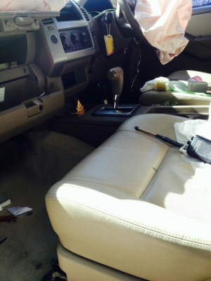 นิสสันนาวาล่า ปี09 ตัวสูงโอนลอยบุคคลหรือเเยกขายอะไหลทั้งคันสอบถามได้มีหลายรุ่นเก๋งเเละกระบะ รับซื้อรถอุบัตเหตุทุกสภาพ