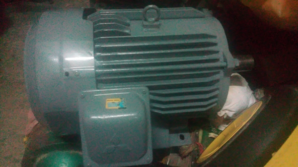 ขาย !! มอเตอร์ ขนาด5แรง220v. มิตซูบิชิ สภาพดี พร้อมใช้งาน