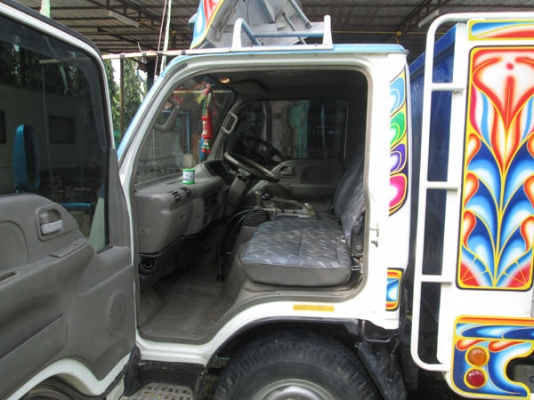 ISUZU NKR 55E หัวการ์ตูน บรรทุกดั๊ม4ล้อ ป้ายเล็กไม่ติดเวลา ISUZU NKR 55E หัวการ์ตูน บรรทุกดั๊ม4ล้อ ป้ายเล็กไม่ติดเวลา